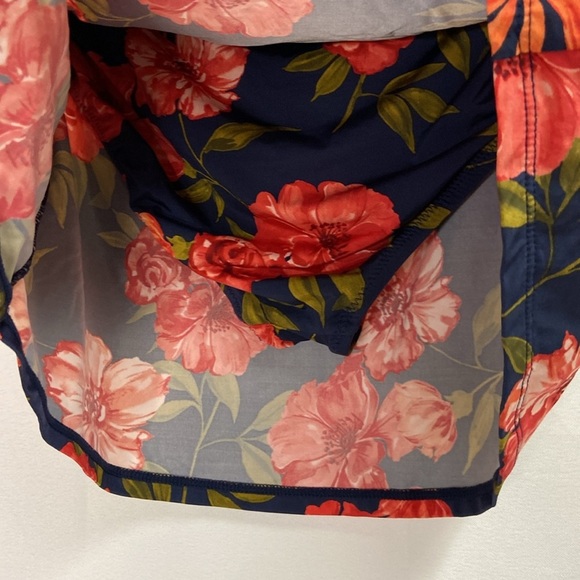 GARNET HILL Floral 3 Piece Tankini Set Top Bikini Skirt Red Navy Size 6 NWT - Picture 5 of 9